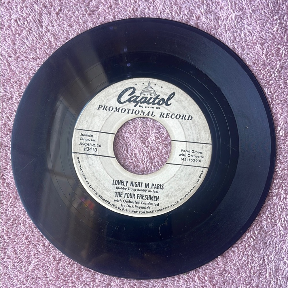 The Four Freshmen Capitol Records Vinyl Record 45 rpm